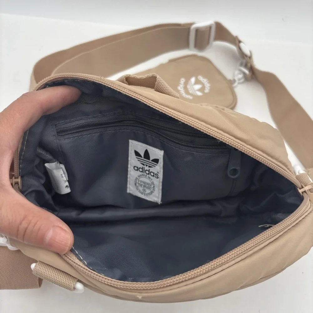 Adidas Crossbody Pouch Puffer Bag Beige Fanny Pack Essentials Travel Zip Up